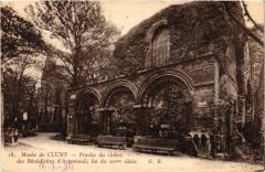 Paris 5e-Musée de Cluny-Porche du cloitre à Paris 5e