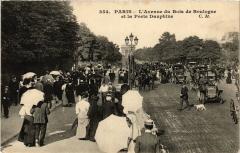 L'Avenue du Bois de Boulogne et la Porte Dauphine à Paris 16e
