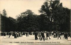 Carte postale ancienne Bois de Boulogne - Longchamp le jour du Grand Prix
                                                                     à Paris
                                
