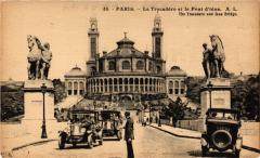 Carte postale ancienne Le Trocadéro et le Pont d'Iéna
                                                                     à Paris 7e
                                