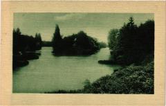 Le Lac du Bois de Boulogne à Paris 16e