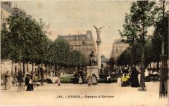 Paris 9e - Square d'Anvers à Paris 9e