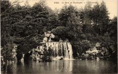 Le Bois de Boulogne - La Cascade à Paris 16e