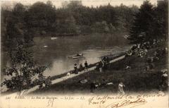 Carte postale ancienne Le Bois de Boulogne - Le Lac
                                                                     à Paris
                                