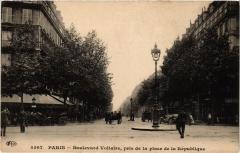 Paris 11e Paris-Boulevard Voltaire, pris de la place de la Rep. à Paris 11e