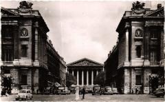 Paris (8e) - Rue Royale et la Madeleine à Paris 8e