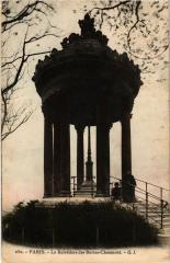 Carte postale ancienne Le Belvédère des Buttes Chaumont
                                                                     à Paris 19e
                                