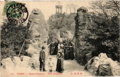 Buttes-Chaumont - Pont suspendu à Paris 19e