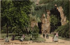 Carte postale ancienne Buttes Chaumont - La Grotte
                                                                     à Paris 19e
                                