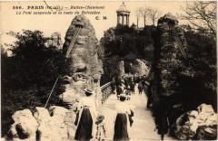Carte postale ancienne Buttes-Chaumont - Le Pont Suspendu et la route du Belvédère
                                                                     à Paris 19e
                                