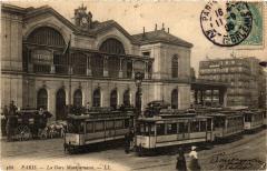 Carte postale ancienne La Gare de Montparnasse
                                                                     à Paris 6e
                                