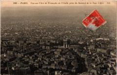 Carte postale ancienne Vue sur l'Arc de Triomphe de l'Etoile prise du sommet de la Tour Eiffel
                                                                     à Paris 7e
                                