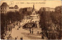 Paris 11e - Statue et Place de la République à Paris 11e