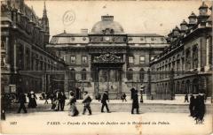 Paris 1e - Facade du Palais de Justice sur le Boulevard.. à Paris 1er