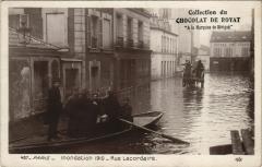 Carte postale ancienne Inondations 1910 - Rue Lacordaire
                                                                     à Paris 15e
                                