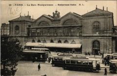 Carte postale ancienne La gare Montparnasse
                                                                     à Paris 6e
                                
