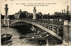 Paris 8e - Le Pont Alexandre Iii et le Petit Palais à Paris 8e