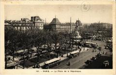 Paris 11e - La Place de la République à Paris 11e