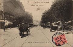 Paris - Le Boulevard Voltaire à Paris