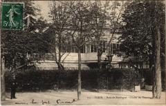 Carte postale ancienne Bois de Boulogne - Chalet du Touring
                                                                     à Paris 16e
                                