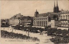 Clermont Ferrand Place de Jaude à Clermont-Ferrand