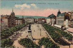 Clermont Ferrand Place de Jaude à Clermont-Ferrand