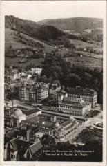 La Bourboule Etablissement Thermal , Rocher de l'Aigle à La Bourboule