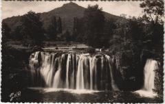 Saint-Nectaire Environs - cascade de Saillant à Saillant