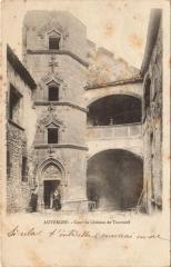 Cour du Chateau de Tournoel