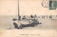 Berck Plage - Bateau Sur La Plage à Berck