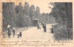 Paris Plage - Arret Du Tramay En Foret