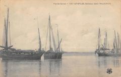 Etaples - Bateaux Dans L'Avant Port à Étaples