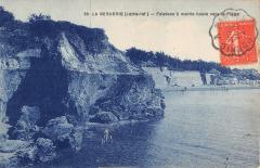 La Bernerie - Falaises A Maree Haite Vers La Plage -
													44 Loire Atlantique
												