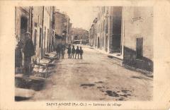 Saint Andre - Interieur Du Village à Saint-André