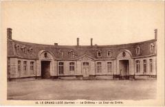 Le Grand Luce le Chateau Cour du Cintre