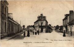 Carrefour et Avenue de la Gare à Mayet
