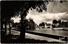 La Fleche vue sur le Loir -
													72 Sarthe
												