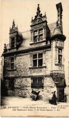 Le Mans Place Saint-Michel Maison Renaissance au Mans