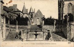 Le Mans Escalier monumental et Maison Scarron au Mans