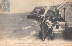Arromanches Les Bains - La Plage A Maree Haute à Arromanches-les-Bains