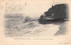 Arromanches Les Bains - La Grande Cale Un Jour De Tempete à Arromanches-les-Bains