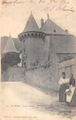 La Mure - Vieux Chateau -
																					38350 La Mure
																			