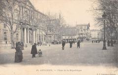 Avignon - Place De La Republique -
																					84140 Avignon
																			