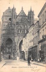 Alencon - Grand Portail De L'Eglise à Alençon