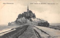 Mont Saint Michel - Depart D'Un Train