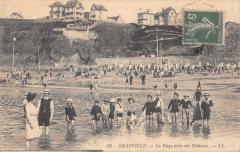 Granville - La Plage Prise Des Pecheries à Granville