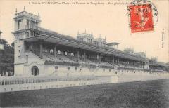 Bois de Boulogne - Champ de Courses de Longchamp - Vue générale des Tribunes à Paris 16e