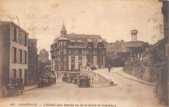 Granville - L'Hotel Des Bains Vu De La Route De Coutances à Granville