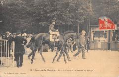 Courses De Chantilly - Apres La Course - La Rentree Au Pesage à Antilly