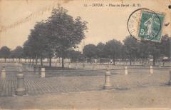 Douai - Place Du Barlet à Douai